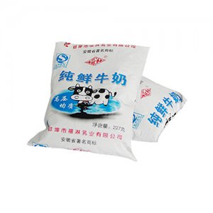 福淋塑袋裝純鮮牛奶