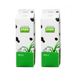 迎春樂980ml屋頂包鮮牛奶