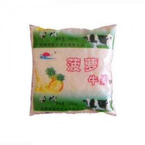 海子菠蘿牛奶飲品