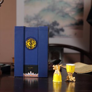 真龍天子飛龍乘云（白毫銀針）