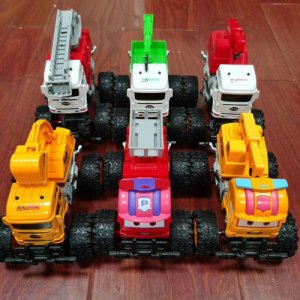 妙趣卡通糖玩挖掘機車