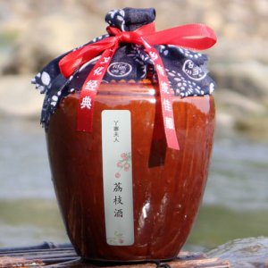 丫寨夫人荔枝酒壇裝低度酒