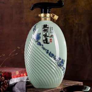 南阜膠州味道厚德·53度芝麻香型白酒