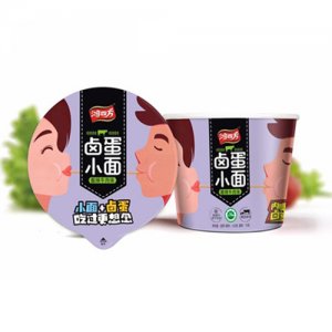 鴻四方鹵蛋小面酸辣牛肉味