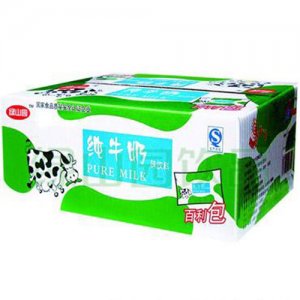 綠山園純牛奶百利包