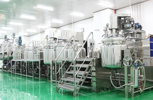 化妝品oem貼牌代工 廣州基米生物生產(chǎn)環(huán)境如何.png