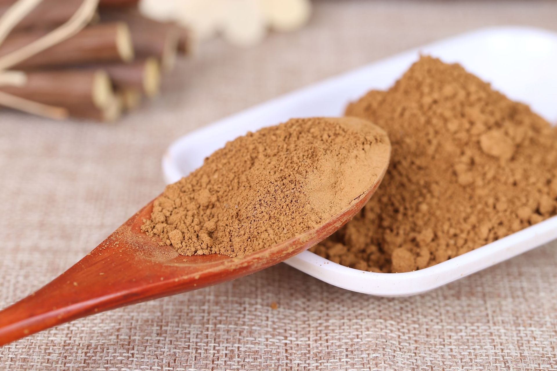 靈芝粉 超微粉碎260目 低溫破壁靈芝破壁袍子粉超微粉超微破壁粉.jpg