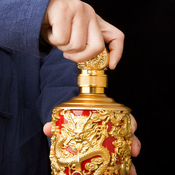 950ml網(wǎng)紅龍瓶原漿酒禮盒裝貼牌定制代加工