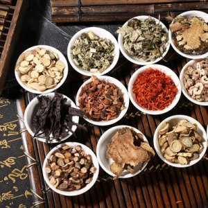 艾葉老姜紅花草本足浴包十二味貼牌定制代加工