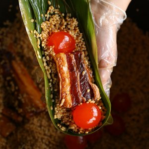 糕見哩雙蛋黃五花大肉粽子OEM/ODM代加工