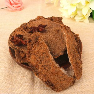 肉類零食麻辣手撕豬肉片豬肉塊 美味豬肉干巴條豬肉塊OEM/ODM代加工