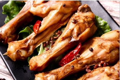 龍巖聚香軒香辣鴨小腿獨立包裝開袋即食鴨肉鹵味零食OEM代加工