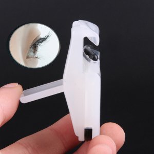 塑料迷你便攜式睫毛夾可OEM/ODM代工