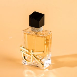 自由之水女士香水代加工貼牌OEM/ODM