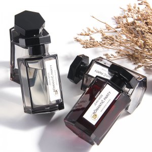 義烏市芷芮化妝品有限公司