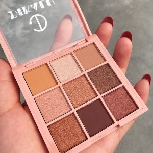 迪卡璐DIKALU九色星辰眼影代加工貼牌OEM/ODM