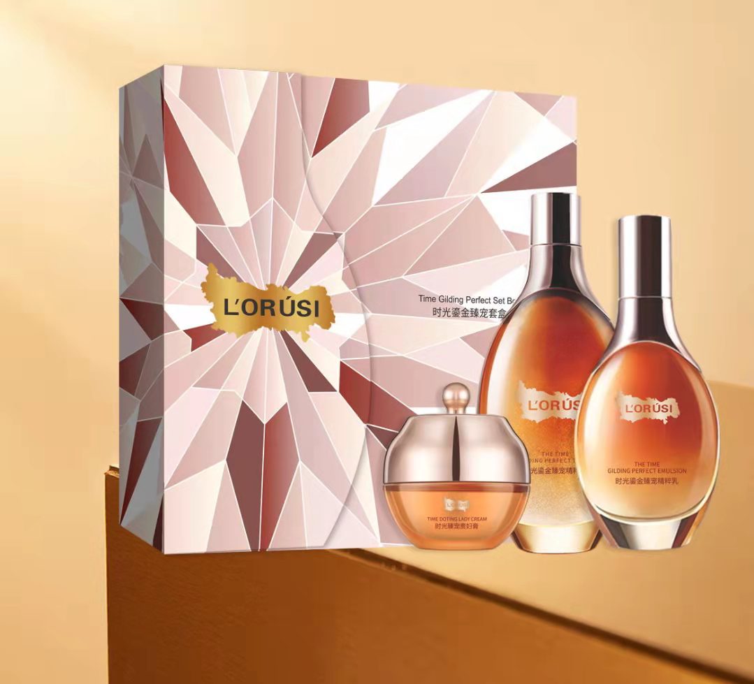 LORUSI 時光鎏金臻寵套盒精粹水乳貴婦膏OEM代工廠