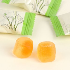 廠家直銷 木瓜葛根軟糖 爆漿糖果 零食現(xiàn)貨批發(fā) 可貼 可代