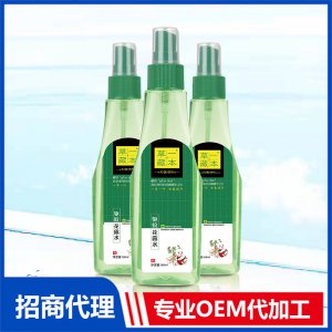 草一藏本驅蚊花露水瓶裝OEM代加工 防蚊驅蚊花露水加工定制源頭廠家